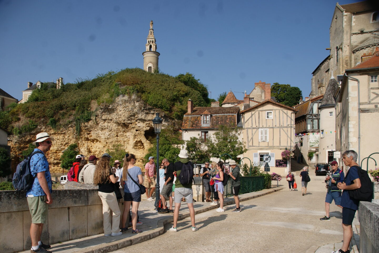 Visite guidée de la ville de Montmorillon sur le thème d'autrefois 2 Place du Maréchal Leclerc Montmorillon 2026-10-23