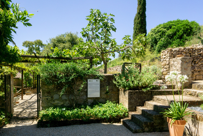 Visite guidée du jardin méditerranéen, orto dei semplici elbano, Rio nell’Elba
