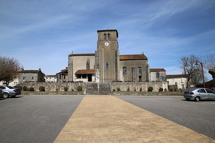 Visite libre de l'Église Saint-Hilaire Église Saint-Hilaire Azay-sur-Thouet