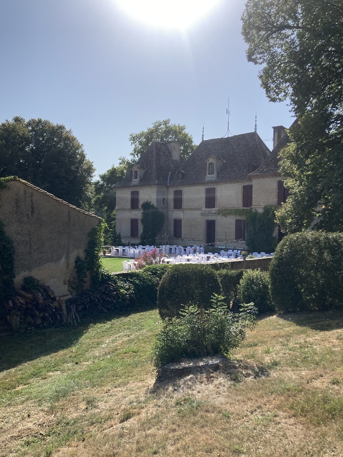 Visite libre des extérieurs Château de Lagarde Grateloup-Saint-Gayrand