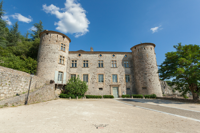 Visite libre du château de Vogüé Château de Vogüé Vogüé