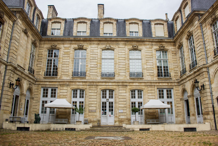 Visite partielle de l’hôtel Leberthon (siège du Crédit Municipal de Bordeaux) et expertises gratuites Hôtel Leberthon - Crédit municipal de Bordeaux Bordeaux