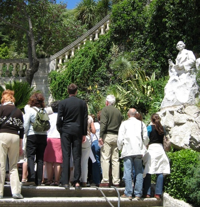 Visite : une manière de montrer le jardin, Jardins de la Fontaine, Nîmes