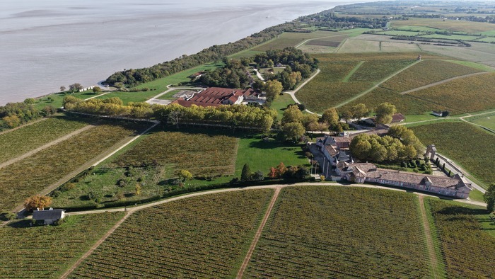 Vues remarquables du vignoble du Château Loudenne Château Loudenne Queyzans