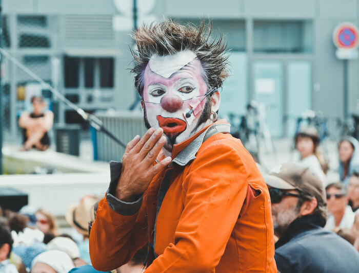 Week-end Buissonnier – La Brise de la Pastille par Galapiat Cirque, Place Marcel Pagnol, Bruz, Bruz
