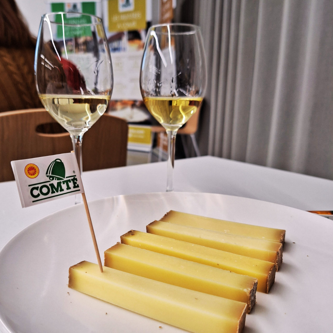 Accords Comté et Vins du Jura rue de la Maison du Comté Poligny