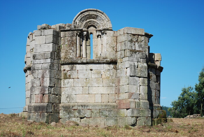 Archéologie de nuit au monastère du Bain Ponto de Encontro: Junto ao Templo do Senhor Bom Jesus da Cruz Barcelos
