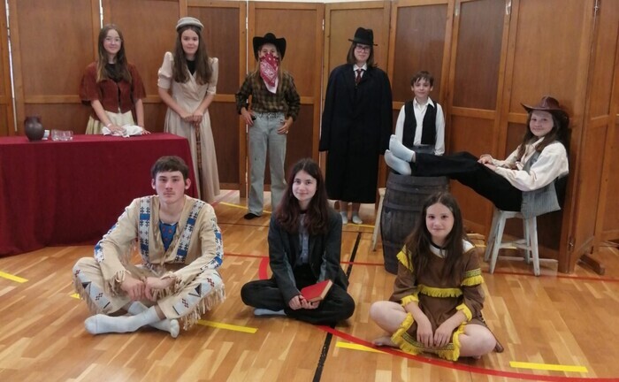 Arlequin & Cie joue »Le Dernier Cowboy » Salle de la Rabine Montaudin