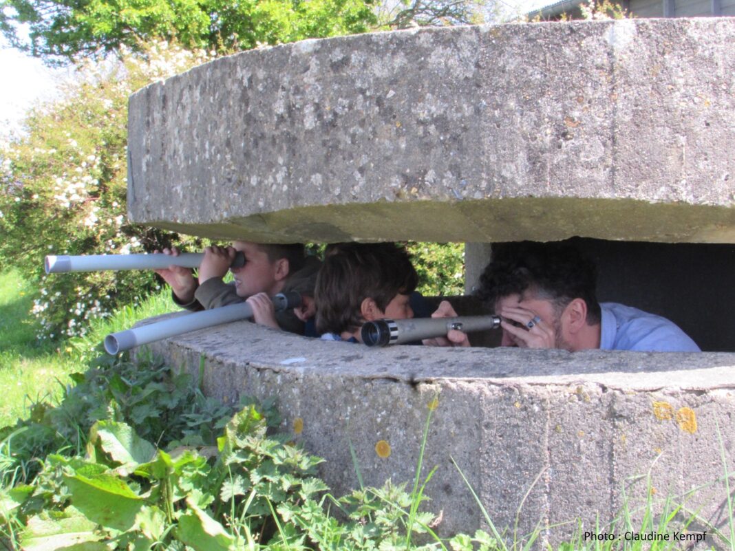 Atelier enfants > Réalise ton périscope !  Azeville
