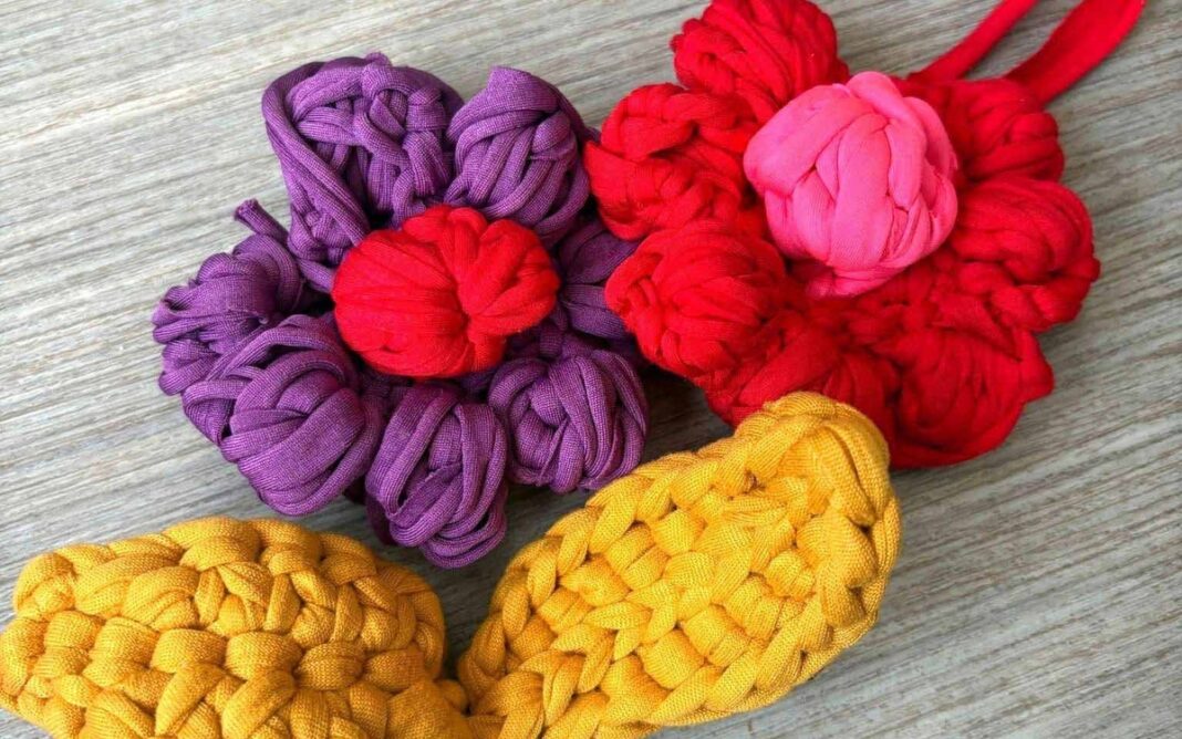 Atelier fabrication de bracelets en crochet Centre Sportif Jules Noel Paris