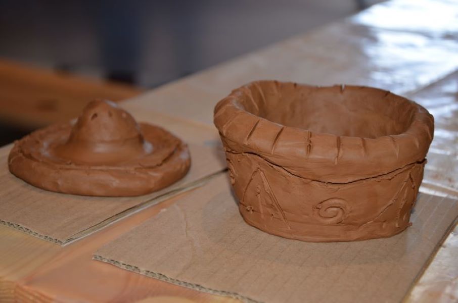 Atelier-patrimoine (3-5 ans) poterie néolithique Le Tourp