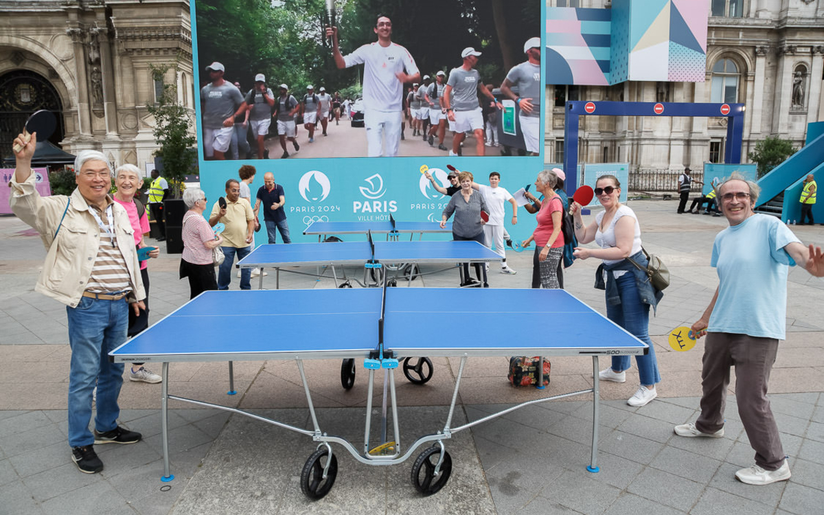 Atelier ping-pong Parvis de la mairie  Paris