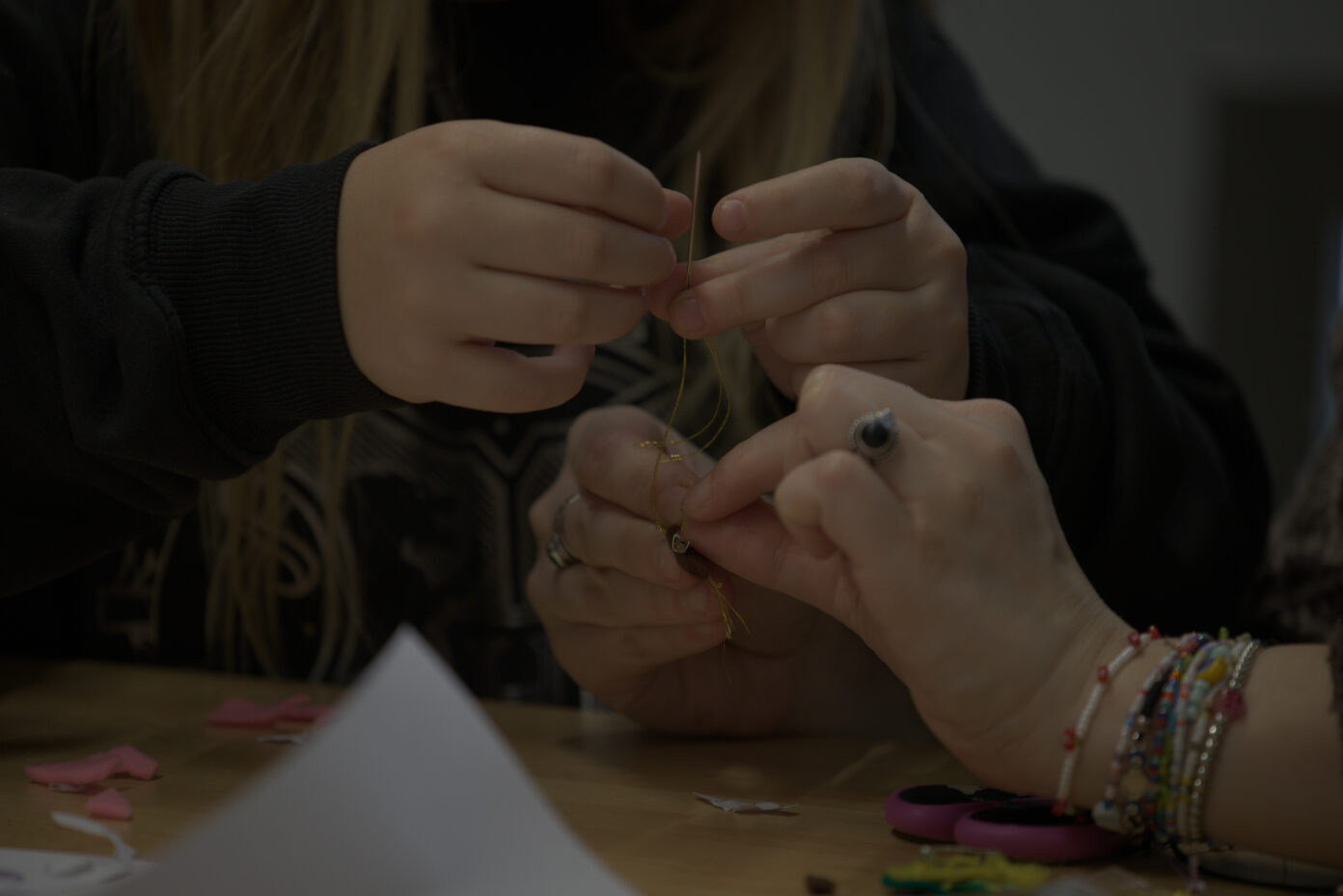 Atelier Pochette à lunettes Place Jean Jaurès Hauts de Bienne