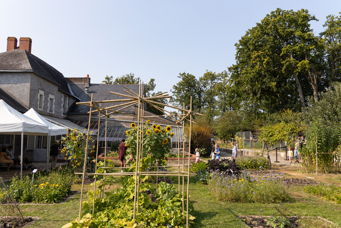Balade à la Ferme Ferme d’Eveil de la Chantrerie Nantes