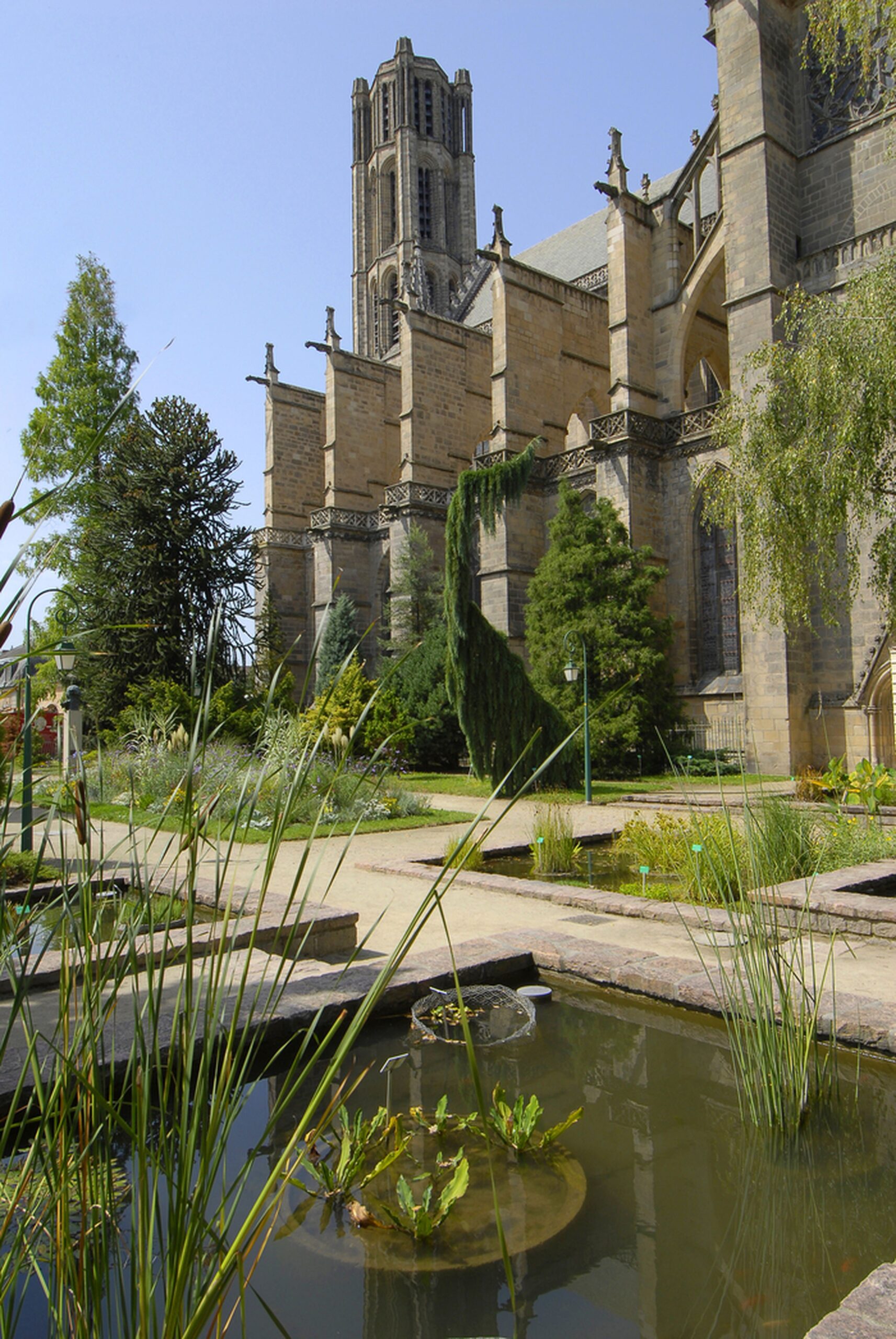Balade dans les jardins de l’Evéché Limoges Limoges