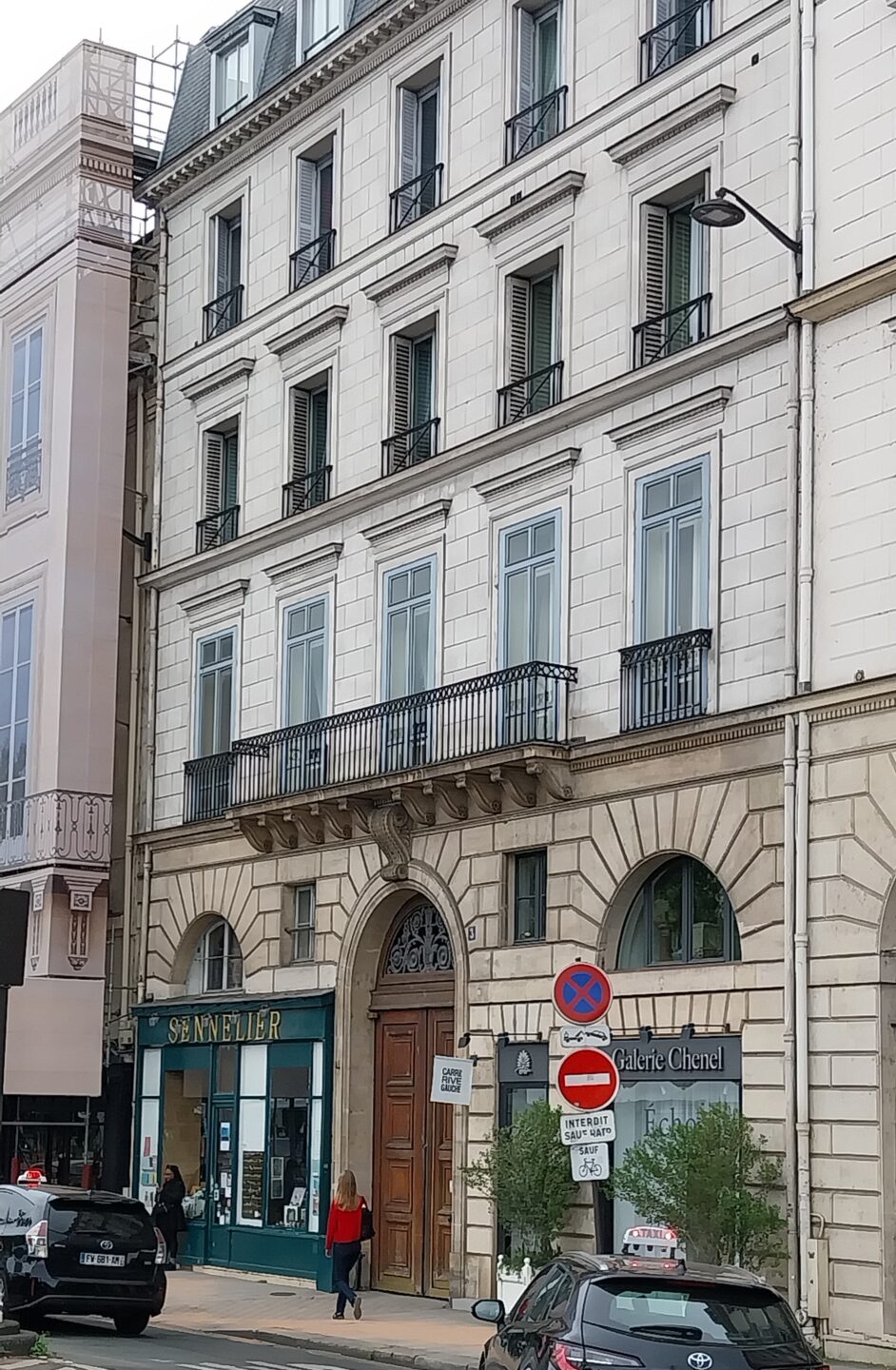 3, quai Voltaire