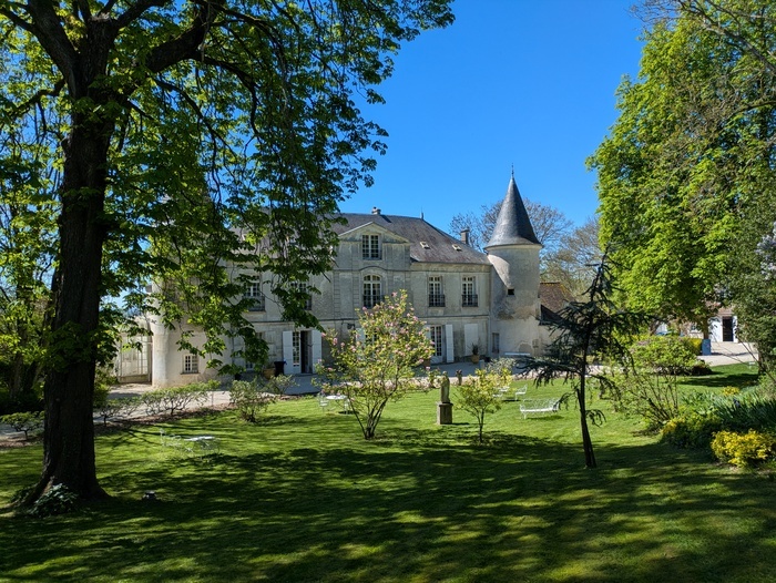 Bibliambuler au domaine Brialy Domaine Jean-Claude Brialy Monthyon