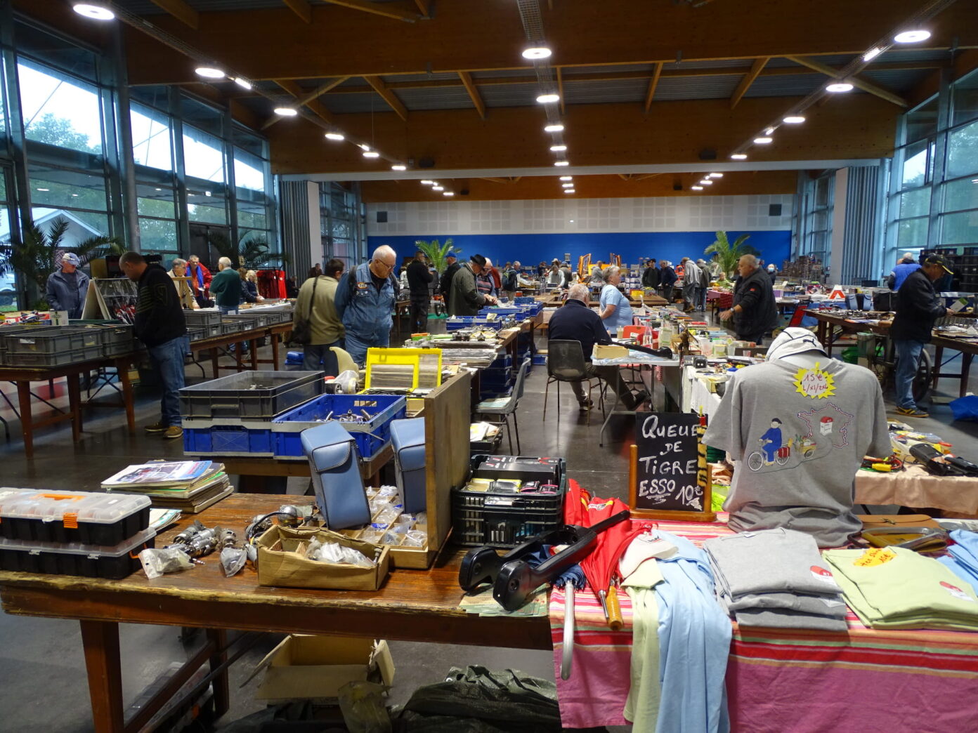 Bourse d&rsquo;échanges autos, motos et cyclos Esplanade et salle du Châtelard Saint-Junien