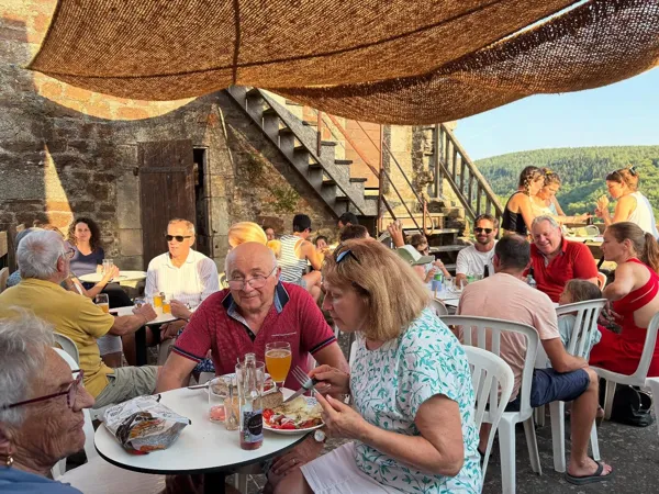 Castèl Hour L’Apéro des Seigneurs Marnhagues-et-Latour