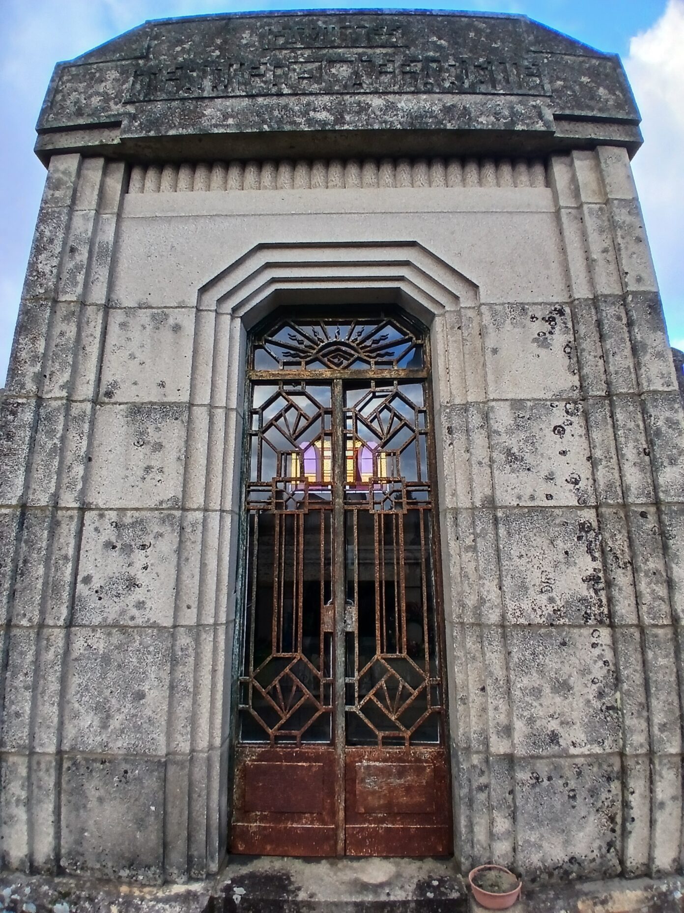 Cimetière de Louyat Sur les traces de l&rsquo;Art déco Square du Souvenir-Français Limoges