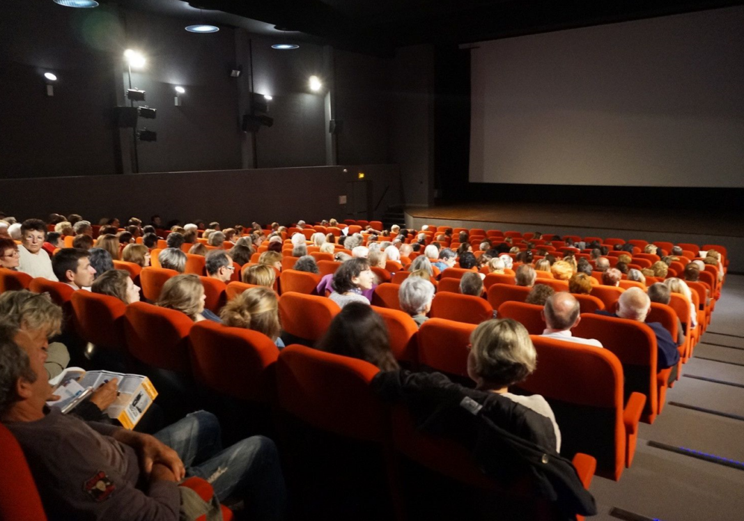 Conférence La généalogie, une affaire d’héritages place Cap del Let Vayrac