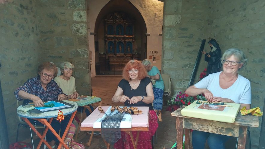 DEMONSTRATION BRODERIE ET DENTELLES Arles-sur-Tech