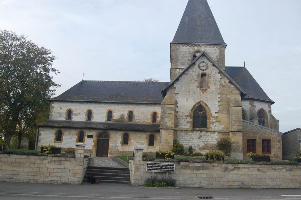 Église Saint-Pierre et Saint-Paul Eglise Saint-Pierre et Saint-Paul Machault