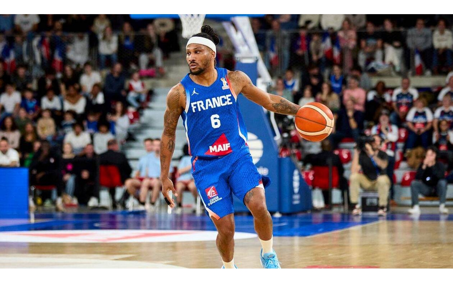 Equipe de france de basket: France Vs Finlande Palais des sports Pau