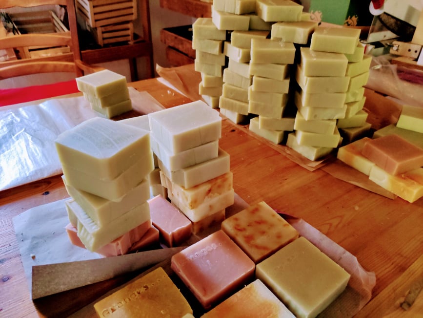 Été Artistique Fabriquer son savon avec Sonia Savonnerie des Granges Gout-Rossignol