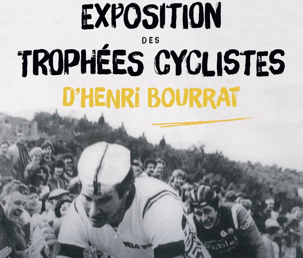 EXPOSITION DES TROPHÉES CYCLISTES D’HENRI BOURRAT Place de la Loge Perpignan