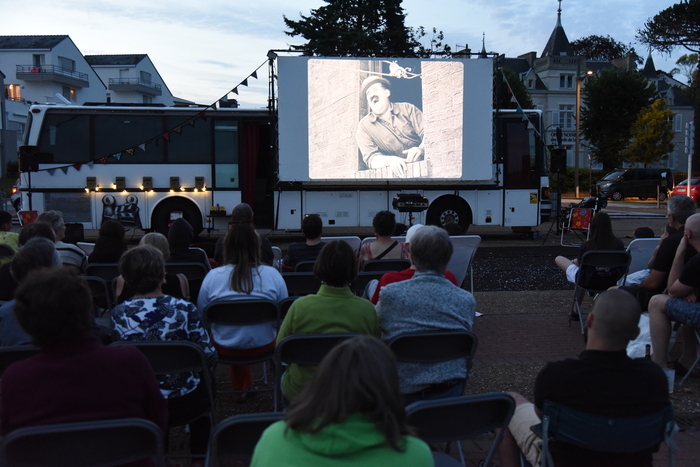 Festival Le Plein de Super Esplanade Jérémie Huguet Couëron