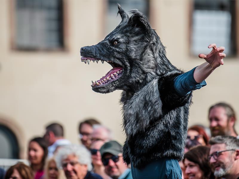Festival les Z&rsquo;Étangs d&rsquo;Art Le Chienchien des Babaskerville Cour de l&rsquo;école Rémering-lès-Puttelange