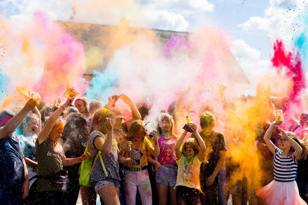 FÊTE DE LA SAINT ETIENNE AVEC HOLI COLOR PARTY  Saint-Estève