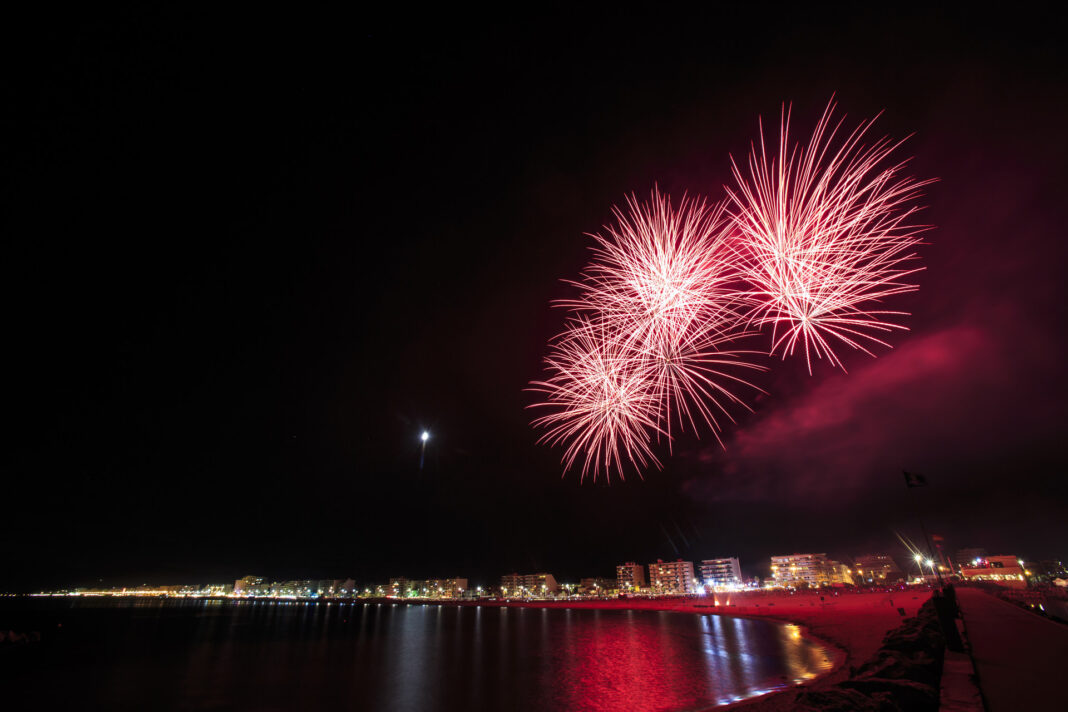 FEU D’ARTIFICE A CANET SUD Canet-en-Roussillon