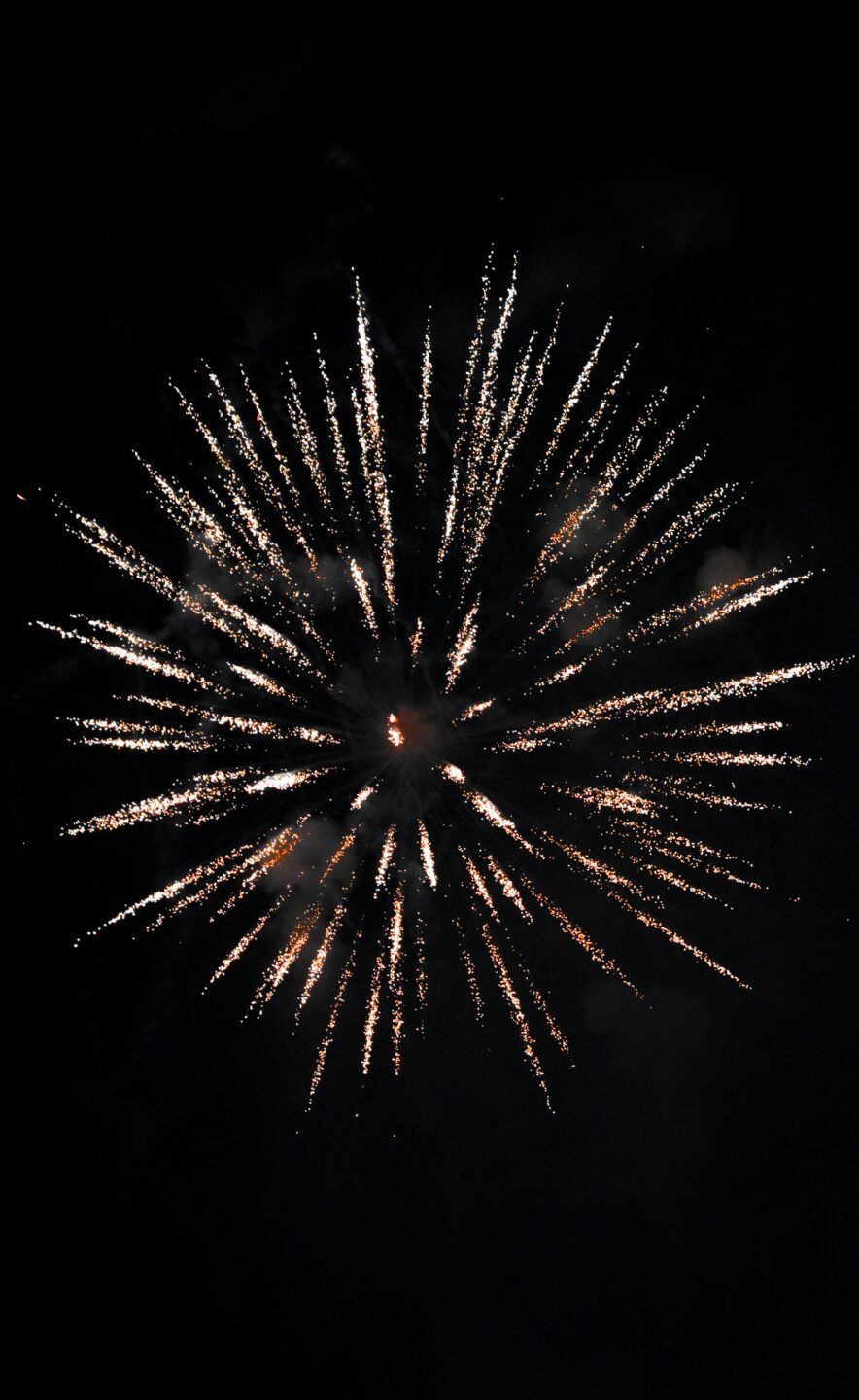 Feu d’artifice à Cornac Cornac
