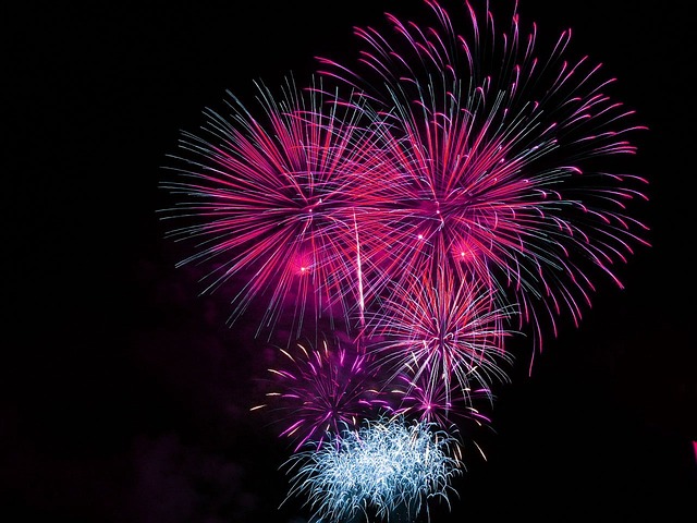 Feu d&rsquo;artifice à Puy-l&rsquo;Evêque  Puy-l&rsquo;Évêque