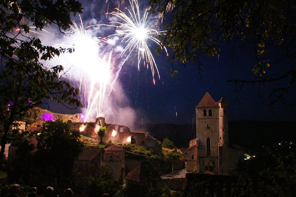 Feu d'Artifice à Saint-Cirq Lapopie Au village Saint-Cirq-Lapopie 2026-07-18