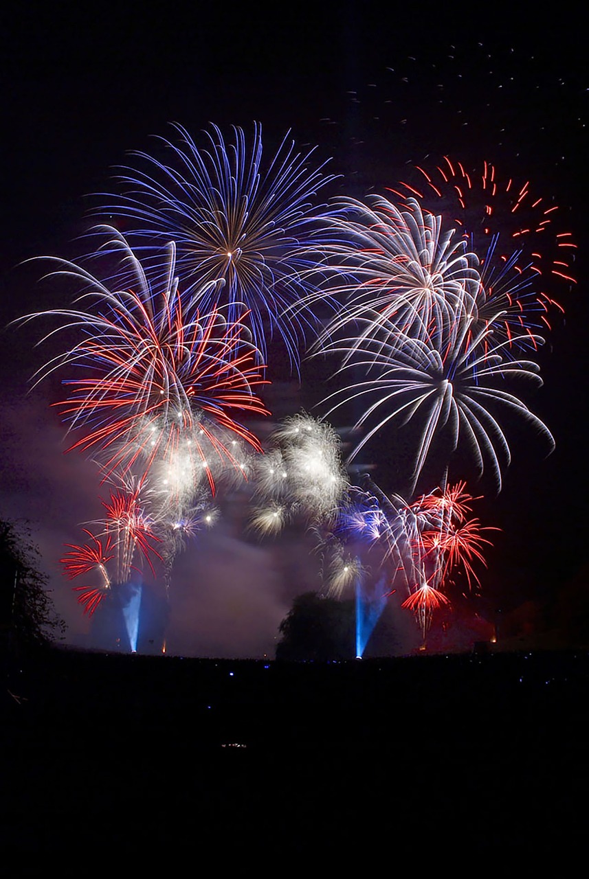 Feu d’artifice et bal des pompiers Pierre-Buffière