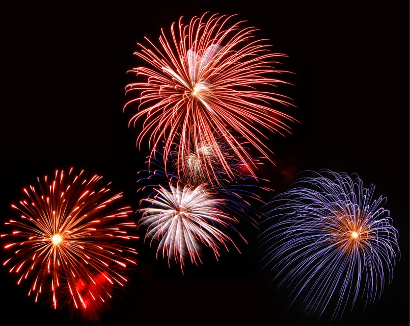 Feu d&rsquo;artifice Plan d&rsquo;eau Saint-Martin-Terressus