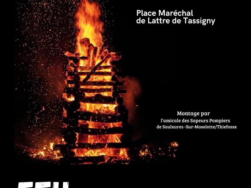 Feu de la Saint-Jean Place De Lattre de Tassiogny Saulxures-sur-Moselotte
