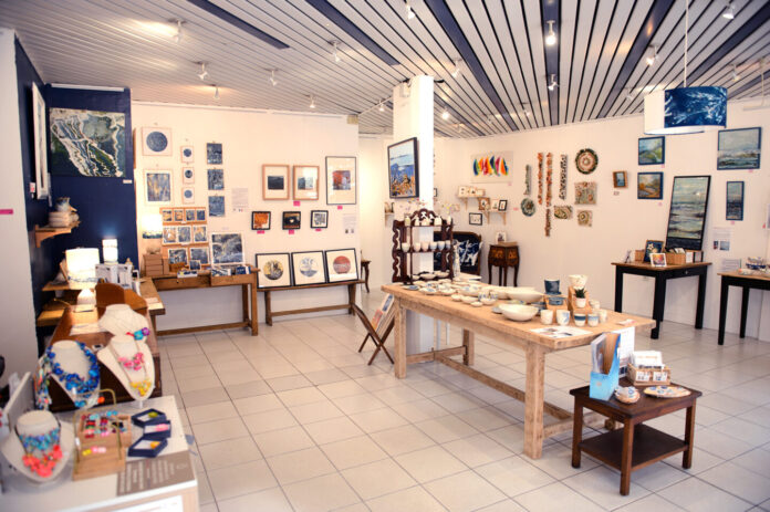galerie Regards Ateliers SAINT-QUAY-PORTRIEUX