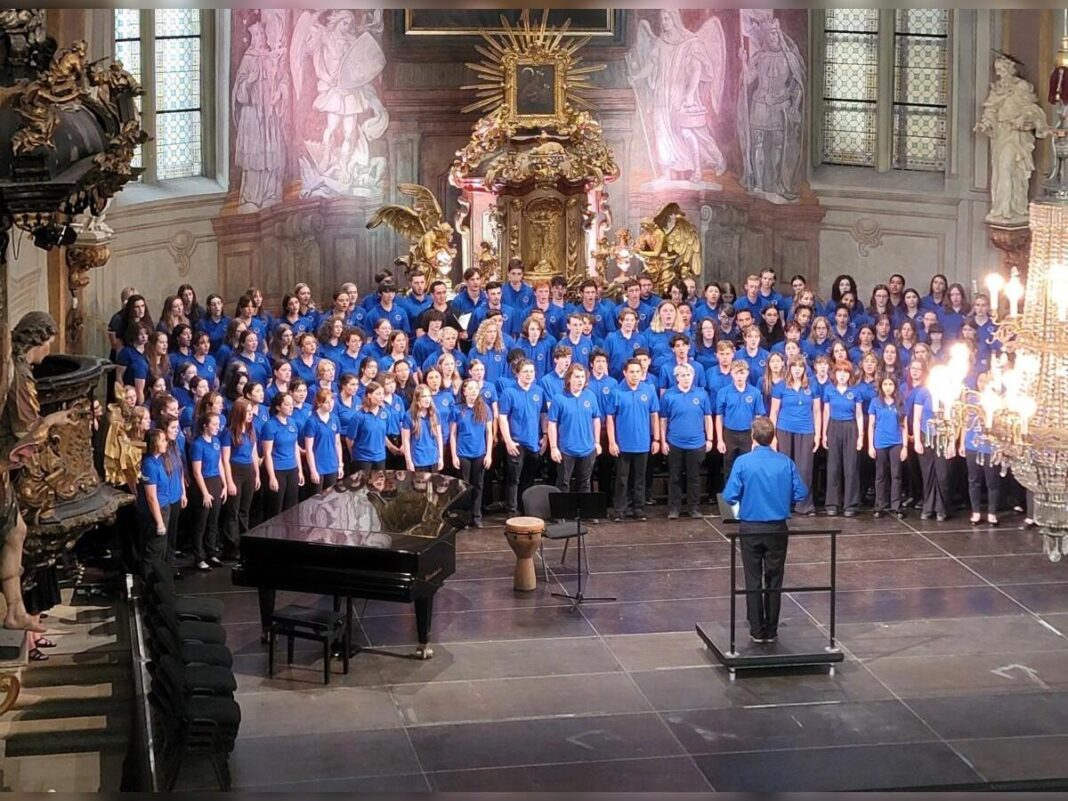 Grand concert international les Oregon Ambassadors of Music Cathédrale Notre-Dame de Coutances Coutances