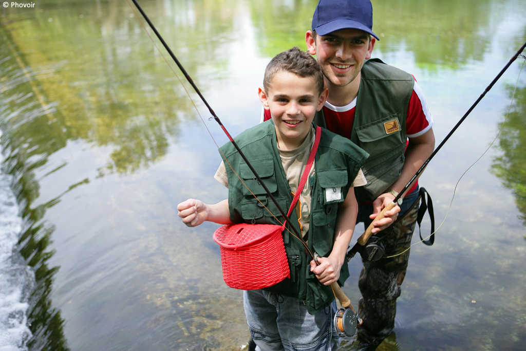 INITIATION À LA PÊCHE AU COUP POUR LES ENFANTS Mende