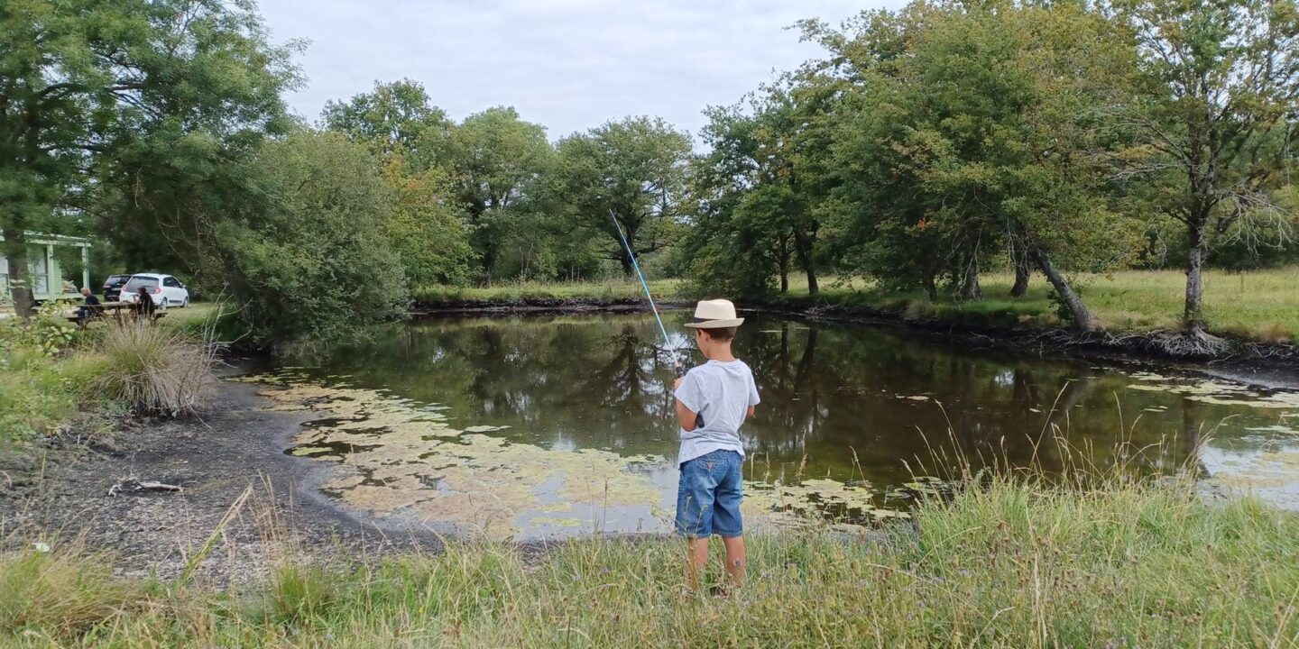 Initiation à la Pêche aux Tourbières Tourbières de Vendoire Vendoire