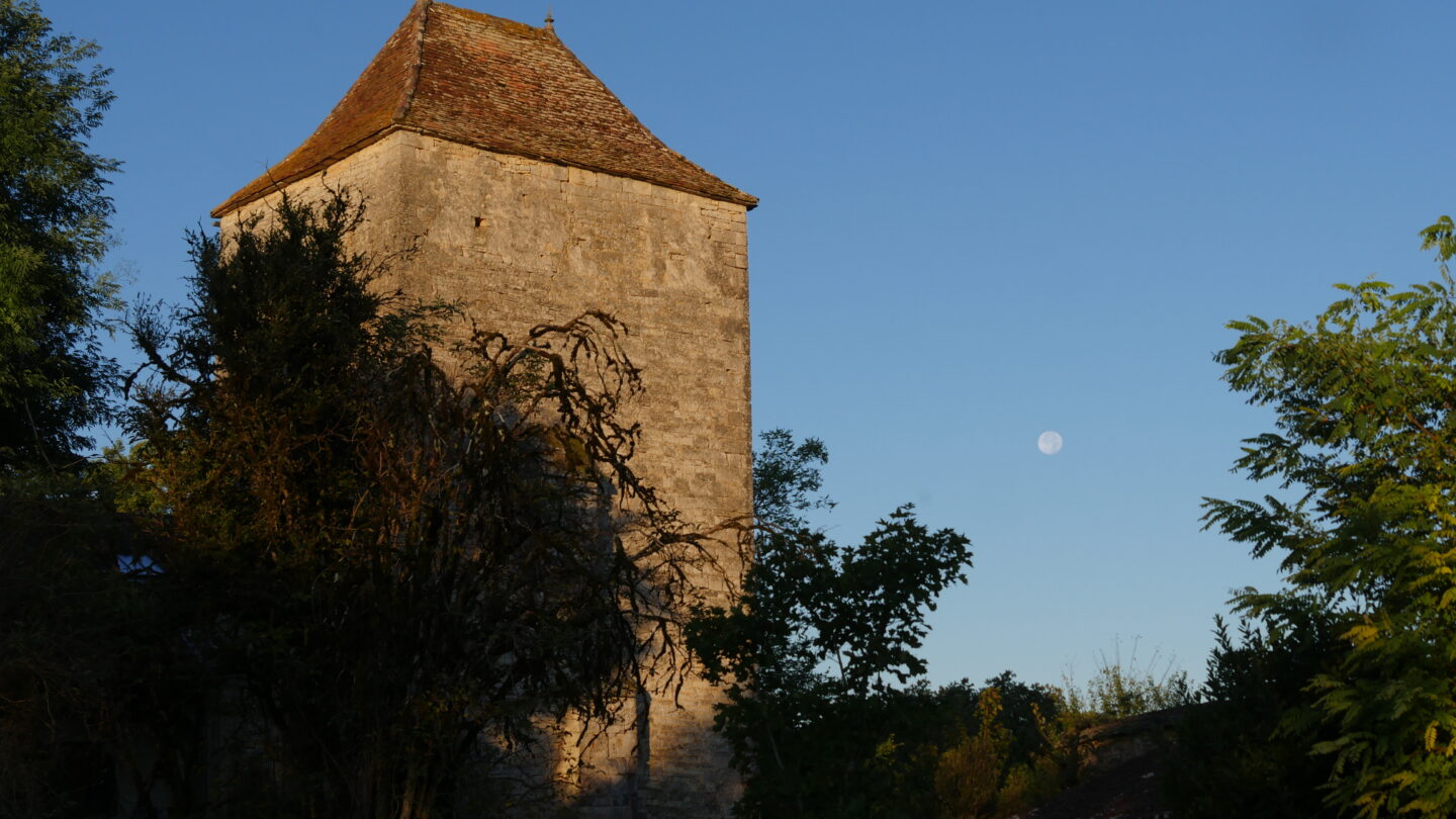 Journée d’atelier yoga/théâtre à la Bastide Floyras  Pontcirq
