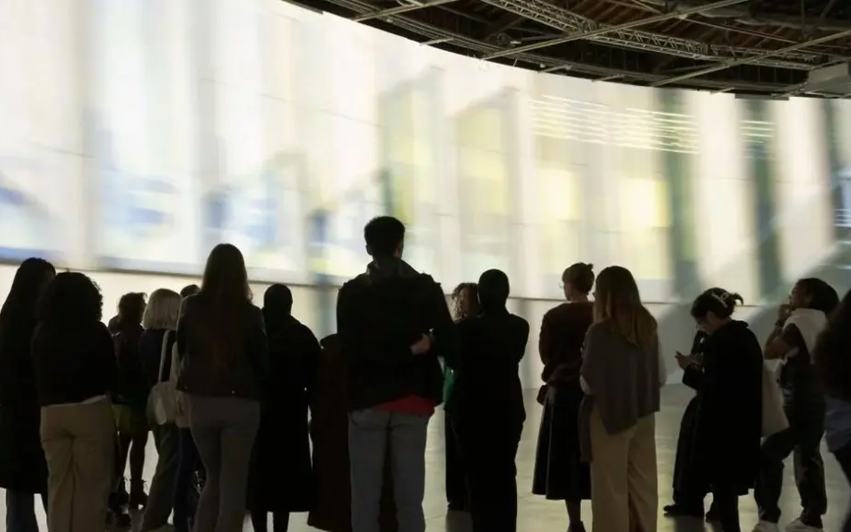 La Grosse visite Archi Palais de Tokyo Paris