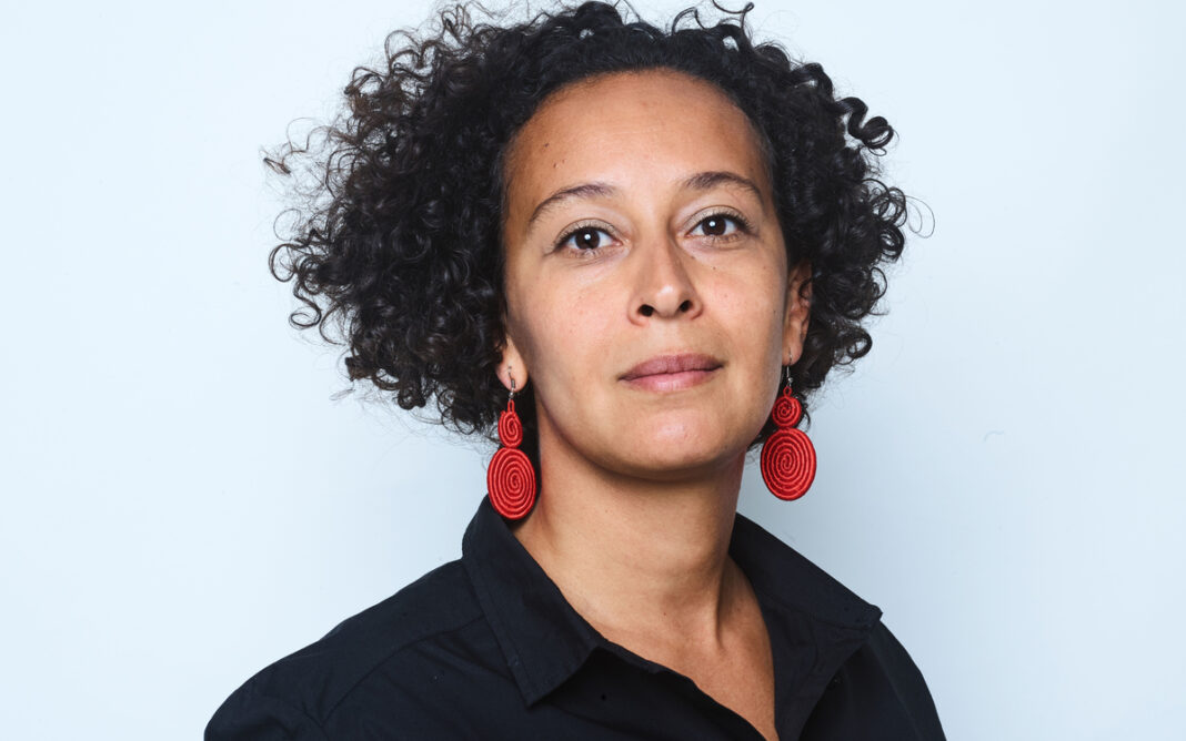 Le convoi – Beata Umubyeyi Mairesse et Fanny de Chaillé Théâtre de la Bastille PARIS