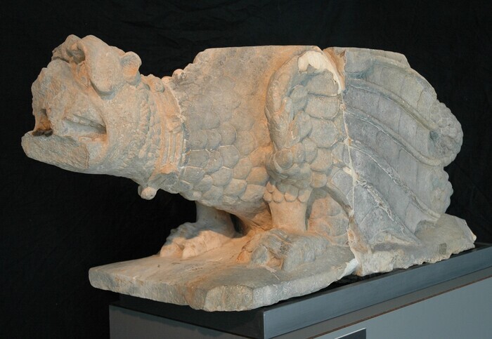 Le dragon d’eau du monastère de Santa Clara-a-Velha, Convento de Santa Clara-a-Velha (online), Pereira