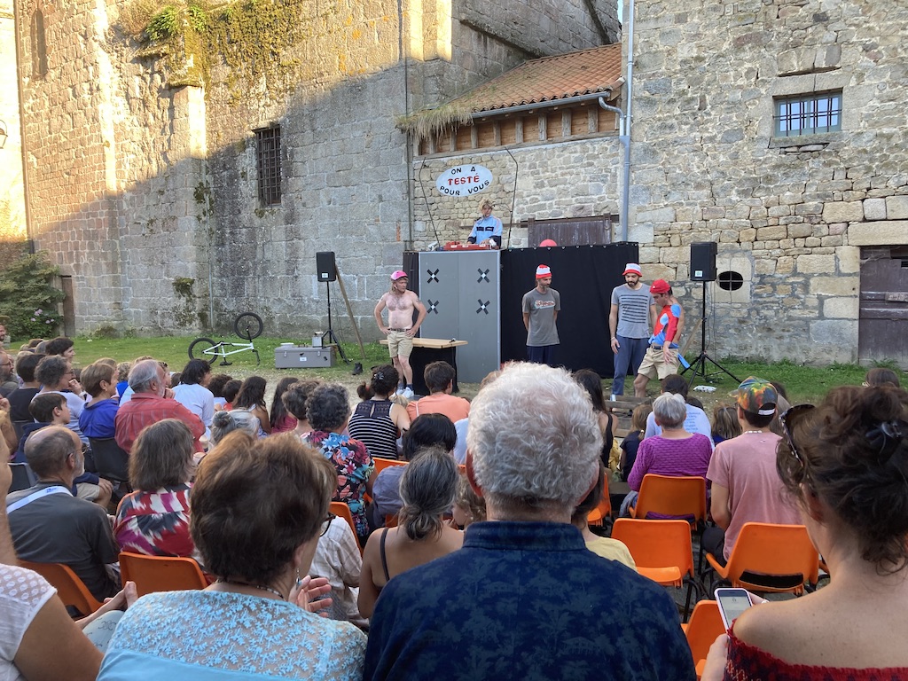 Le Festival Précaire Place des coopérateurs Eymoutiers 2026-08-03