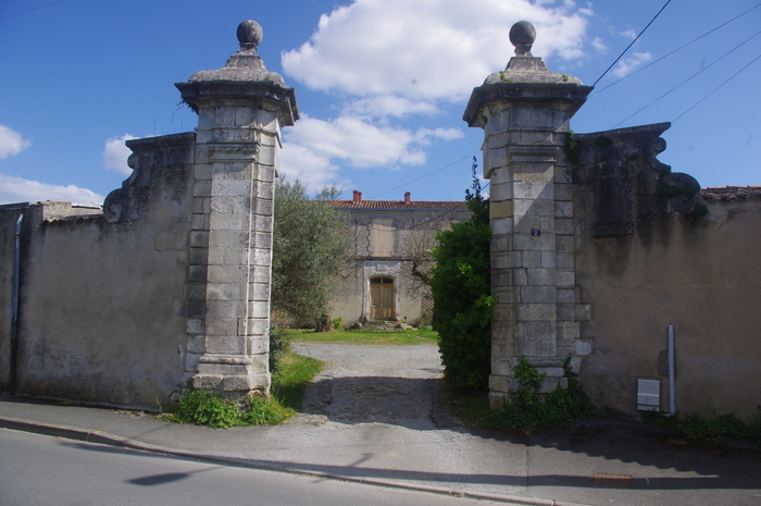 Le jardin des Sens : « Au-delà du regard », Domaine Les Mûriers, La Rochelle